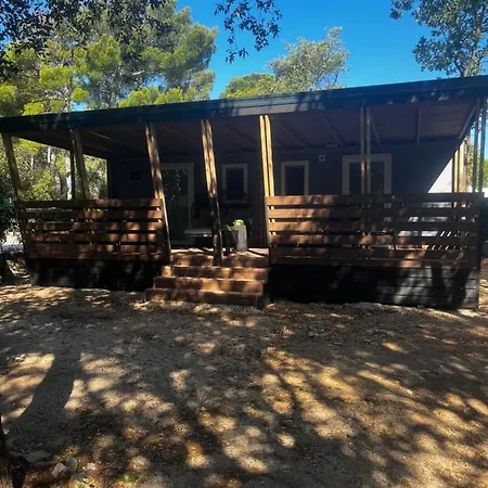 Casa de Férias Lily B Pakoštane